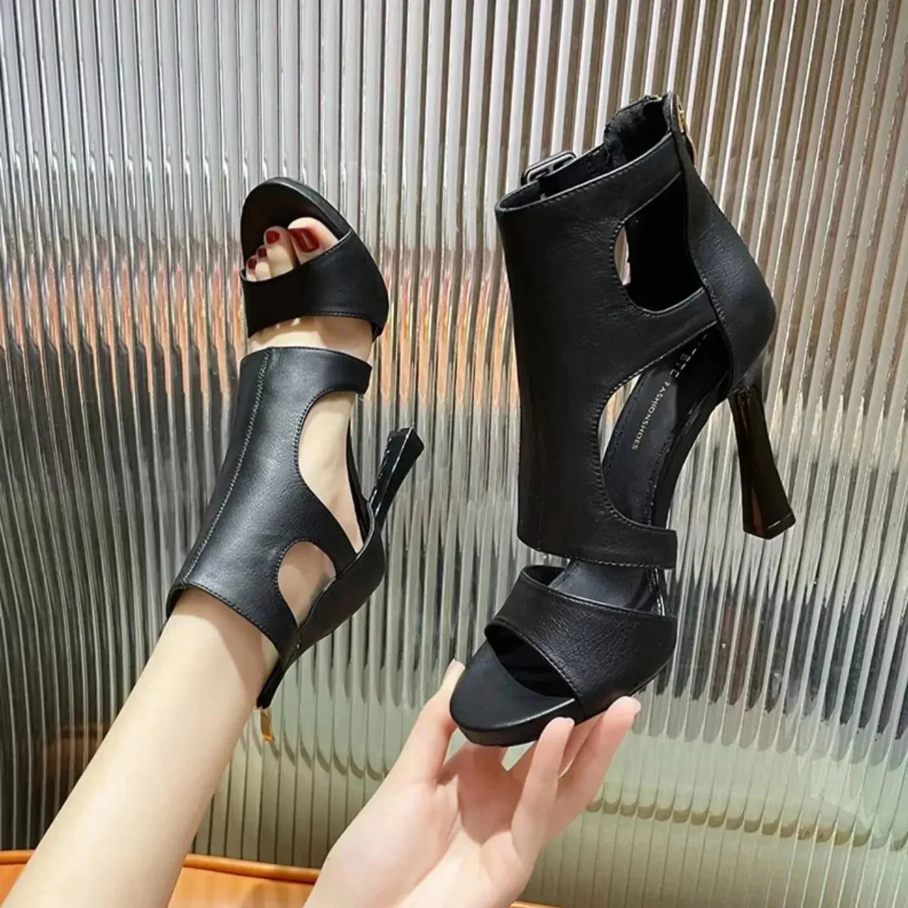Cutout Solid Color New Pattern High Heel