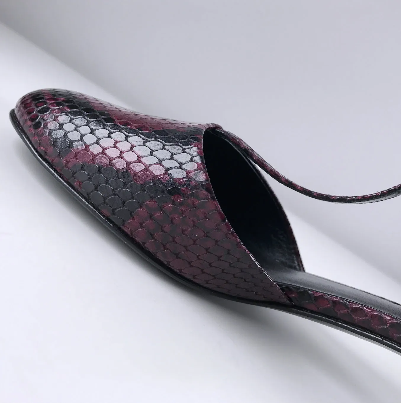 HIGH SANDAL