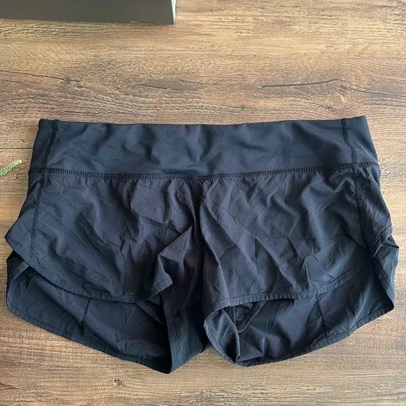 LULULEMON WET DRY WARM SHORTS 10