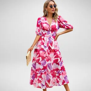 Meliora | Charming Dress with V-Neckline