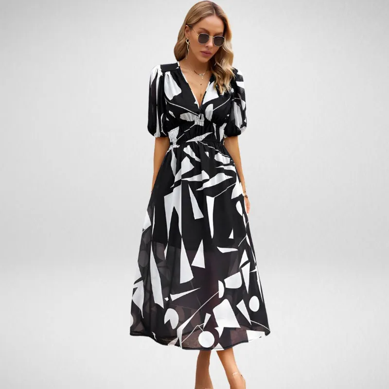 Meliora | Charming Dress with V-Neckline