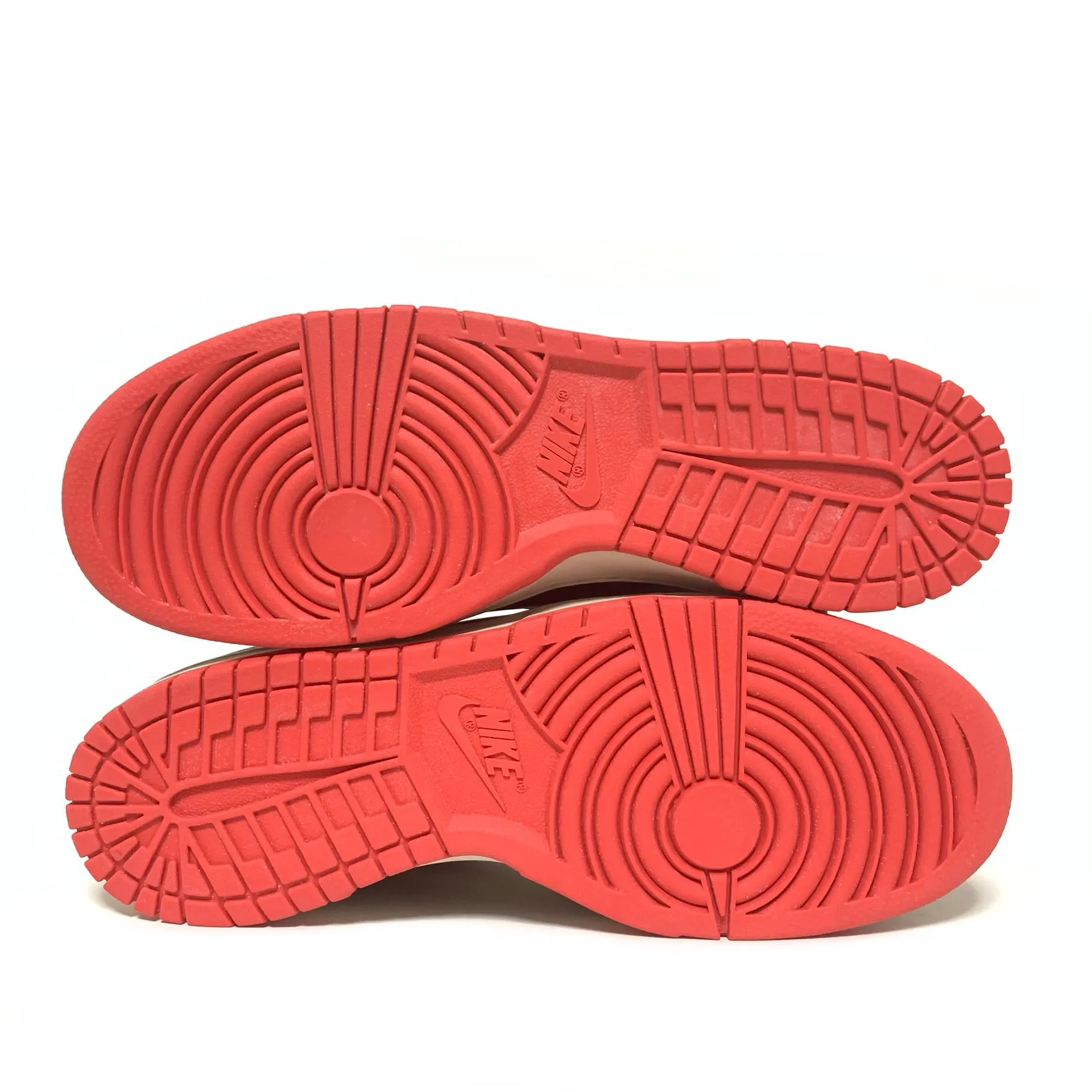 NIKE WMNS DUNK HIGH PAC-MAN