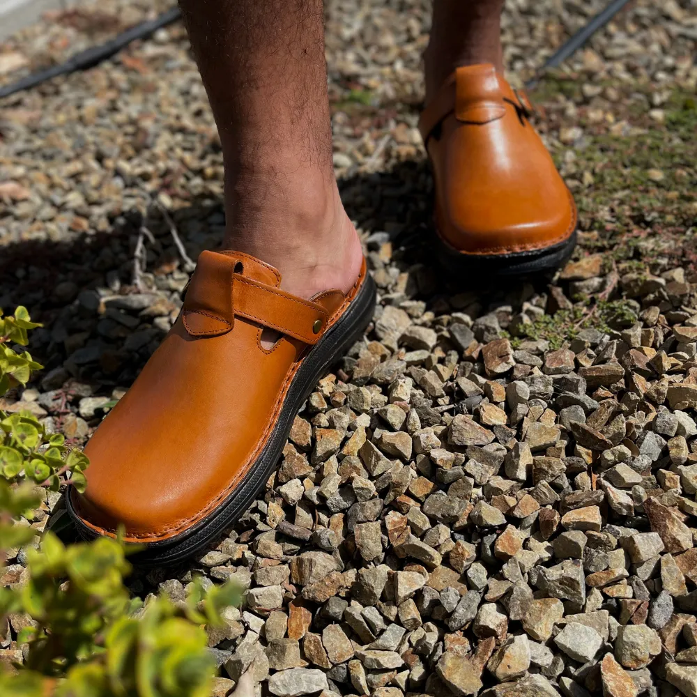Sawyer - Leather Clog-Toe Sandal | Honey