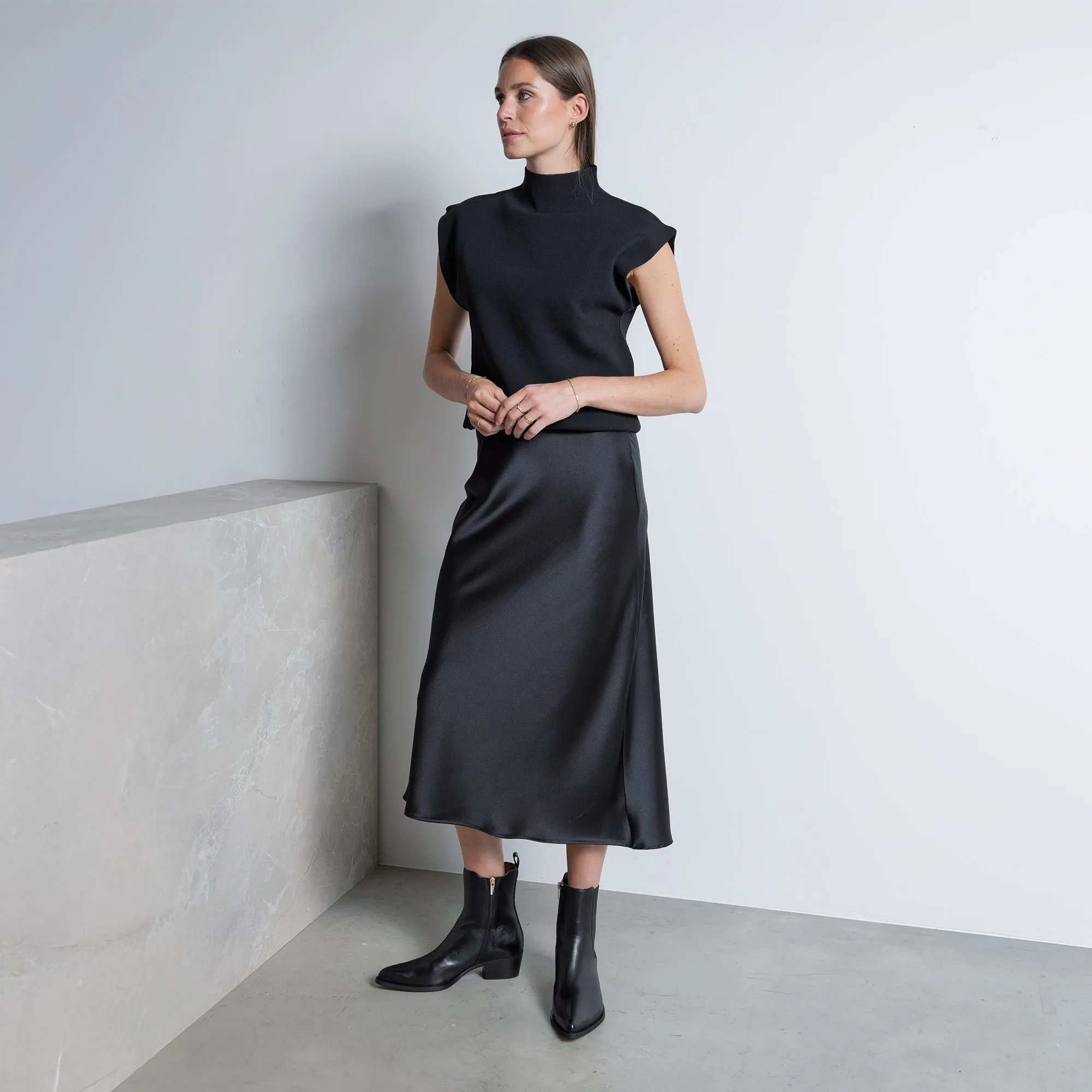Vendôme Amandine black calfskin leather boots